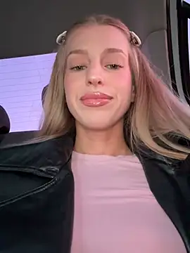 kira mia online show from 7, 3, 2026