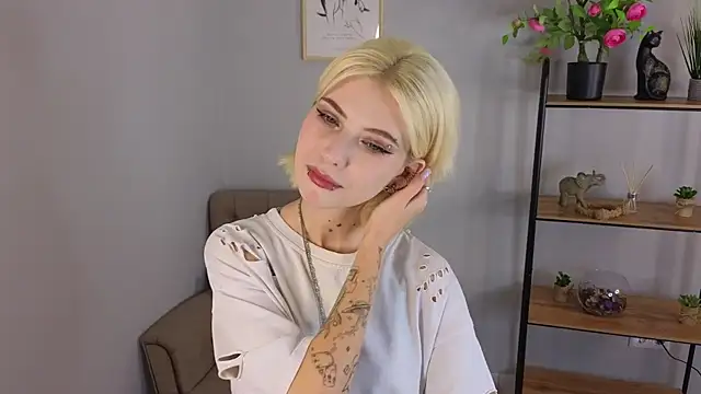 Snapshot of Jasmi_Yets chatting on 30, 10, 2025 Jasmi Yets online show from 30, 10, 2025