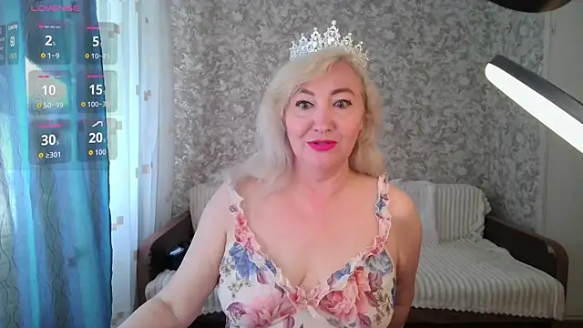 LadyKriss online show from 9, 7, 2026
