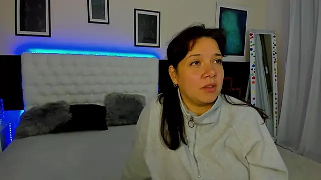 JulietteHarley online show from 20, 10, 2025
