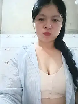 Snapshot of lisa-bae00 chatting on 17, 7, 2026 lisa-bae00 online show from 17, 7, 2026