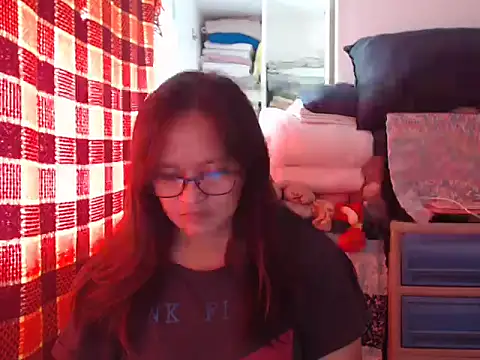 Kinkybela2025 online show from 2, 12, 2025