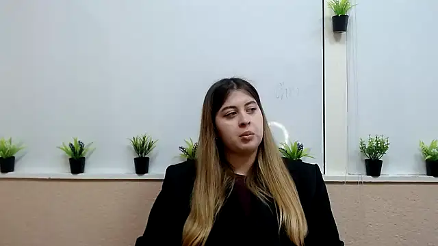 Amber  Glow online show from 21, 10, 2025