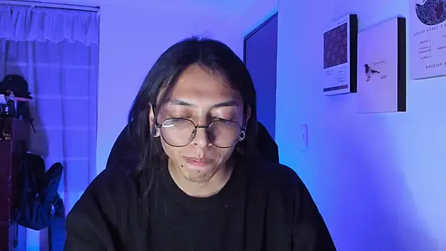 Snapshot of _Astrea_ chatting on 9, 2, 2026 Astrea online show from 9, 2, 2026