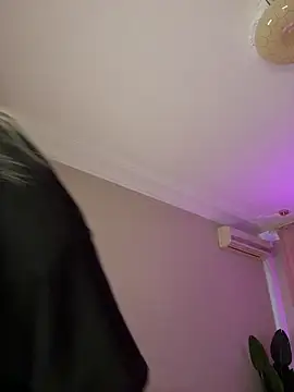 HugeBoobsAlice online show from 16, 2, 2026