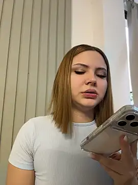 Snapshot of Beella1_ chatting on 6, 7, 2026 Beella1 online show from 6, 7, 2026