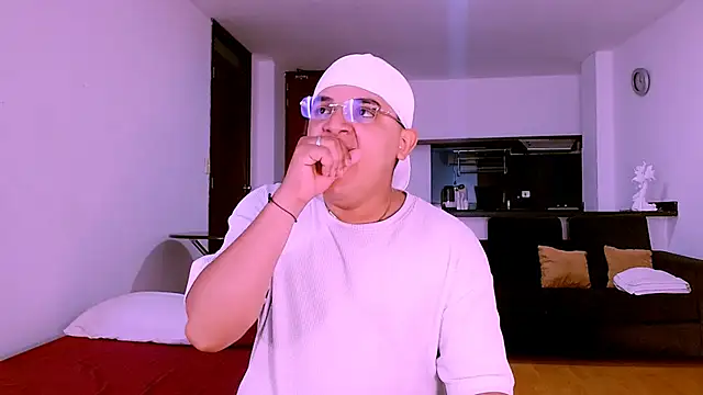Santo Pecado  online show from 24, 10, 2025
