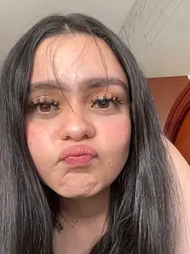 Selena Roa online show from 19, 4, 2026