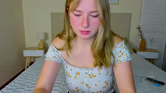 Ailissa  fox online show from 21, 10, 2025