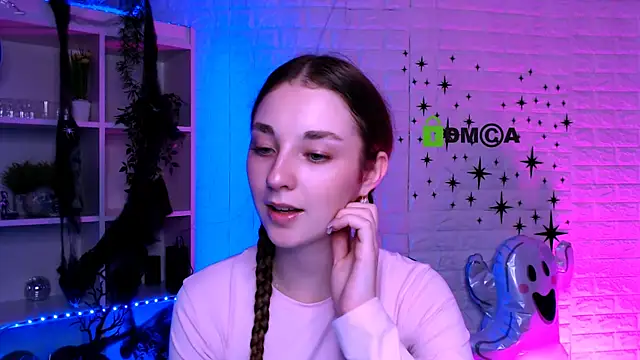 Snapshot of alisabliss chatting on 30, 10, 2025 alisabliss online show from 30, 10, 2025