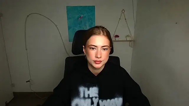 Snapshot of Candy_Chloe_ chatting on 28, 10, 2025 Candy Chloe  online show from 28, 10, 2025