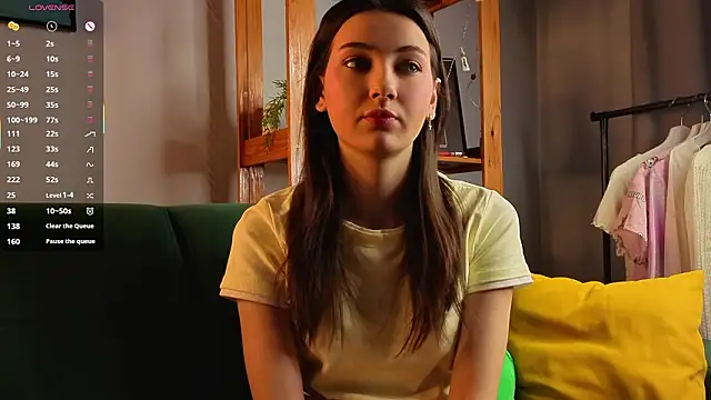 KateCahee online show from 9, 2, 2026