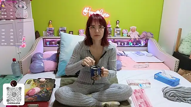  HeraLuna  online show from 2, 3, 2026