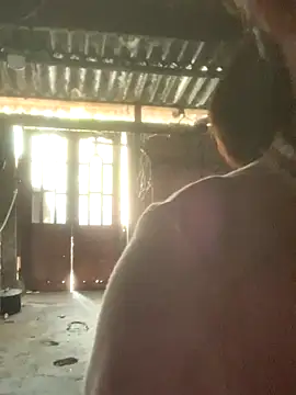 Lara-11 online show from 2, 12, 2025