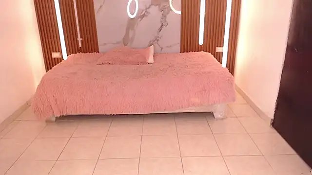 rosselyn  online show from 22, 11, 2025