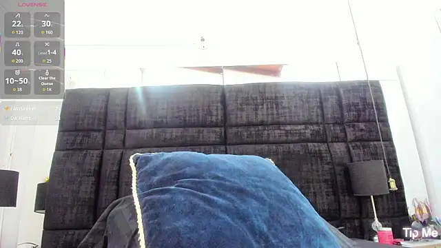 EmmadaSilva online show from 6, 4, 2026