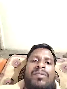 Snapshot of sureshji11 chatting on 24, 10, 2025 sureshji11 online show from 24, 10, 2025