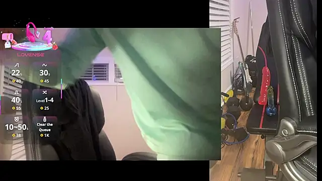 Snapshot of andrenoma427 chatting on 26, 10, 2025 andrenoma427 online show from 26, 10, 2025