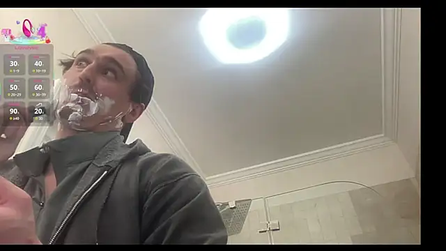 Snapshot of andrenoma427 chatting on 28, 10, 2025 andrenoma427 online show from 28, 10, 2025