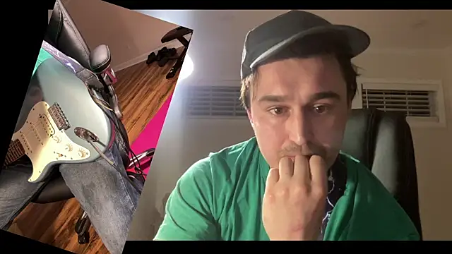 Snapshot of andrenoma427 chatting on 6, 11, 2025 andrenoma427 online show from 6, 11, 2025