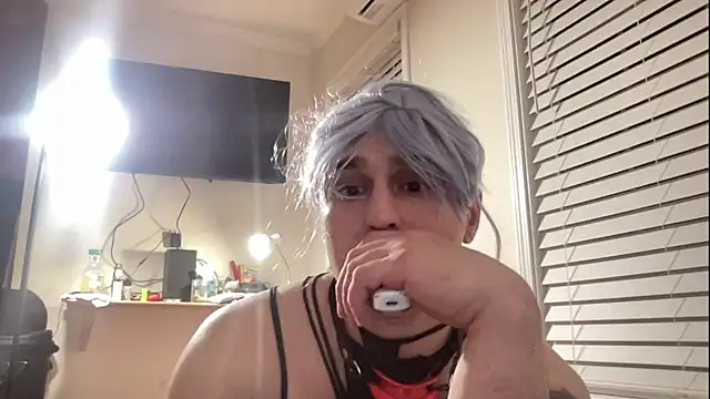 Snapshot of andrenoma427 chatting on 8, 11, 2025 andrenoma427 online show from 8, 11, 2025