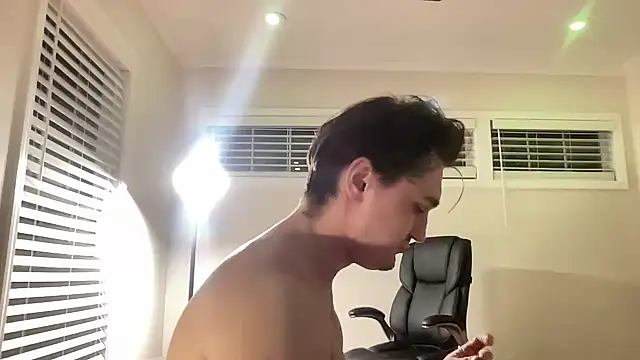 Snapshot of andrenoma427 chatting on 10, 11, 2025 andrenoma427 online show from 10, 11, 2025