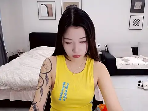 minnie-kk online show from 23, 10, 2025