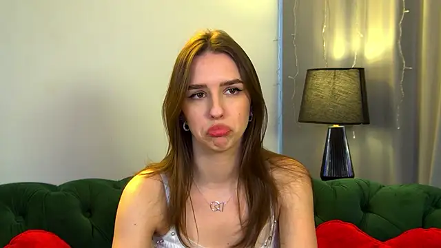 Snapshot of AliceAtkins chatting on 12, 3, 2026 AliceAtkins online show from 12, 3, 2026