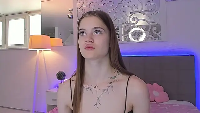 LuisaClover online show from 18, 5, 2026