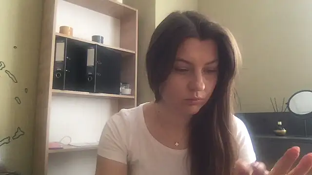 Snapshot of DollyRoma chatting on 3, 11, 2025 DollyRoma online show from 3, 11, 2025