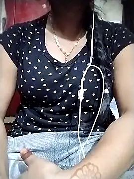 Ezabelljohn online show from 1, 12, 2025