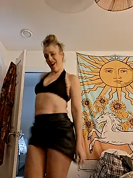 Snapshot of Raven_Fantastic chatting on 2, 11, 2025 Raven Fantastic online show from 2, 11, 2025