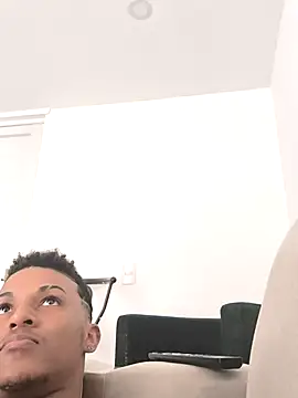 Snapshot of NeyDavid142 chatting on 10, 11, 2025 NeyDavid142 online show from 10, 11, 2025