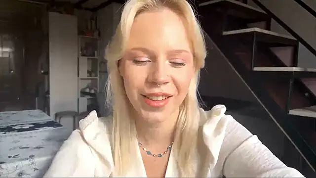 Snapshot of JinRenkes chatting on 24, 10, 2025 JinRenkes online show from 24, 10, 2025