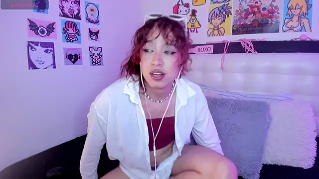 AdelineEsposito online show from 8, 4, 2026