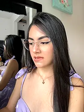 IslaCole online show from 13, 11, 2025