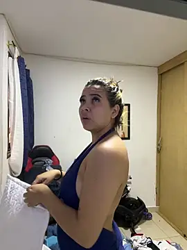 sofia montclair online show from 6, 4, 2026