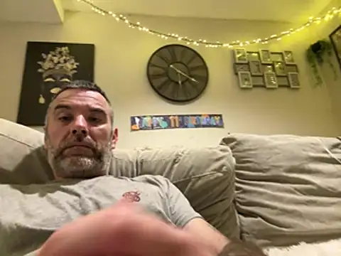 Snapshot of plymouthlad82 chatting on 11, 2, 2026 plymouthlad82 online show from 11, 2, 2026