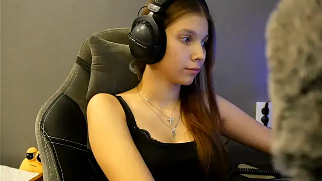 Softixq online show from 13, 12, 2025