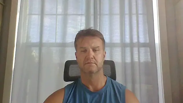 Snapshot of 45andfit1 chatting on 28, 10, 2025 45andfit1 online show from 28, 10, 2025