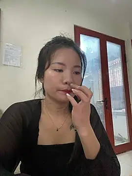 Snapshot of Bee_Yellow00 chatting on 20, 7, 2026 Bee Yellow00 online show from 20, 7, 2026
