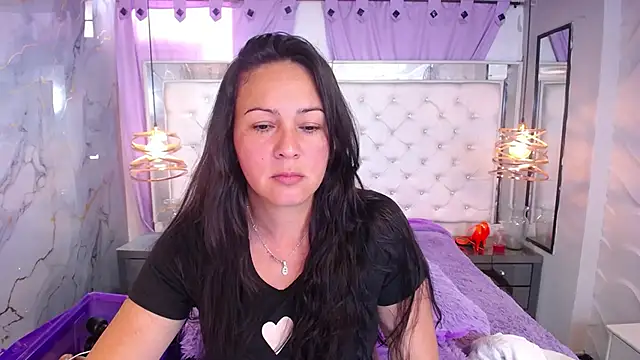 Melissa-roberts online show from 24, 10, 2025