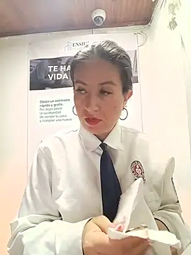 Snapshot of Valentina--1 chatting on 11, 7, 2026 Valentina--1 online show from 11, 7, 2026