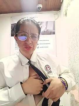 Snapshot of Valentina--1 chatting on 20, 7, 2026 Valentina--1 online show from 20, 7, 2026