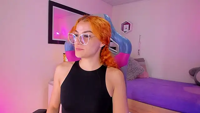 celeste blazze  online show from 13, 1, 2026