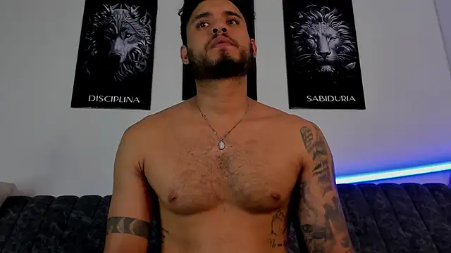 AUSTINN TORRES online show from 2, 7, 2026