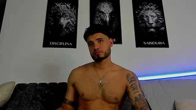 AUSTINN TORRES online show from 18, 7, 2026