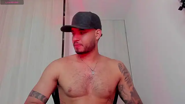 AUSTINN TORRES online show from 26, 7, 2026