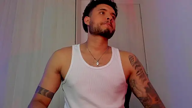 AUSTINN TORRES online show from 29, 7, 2026