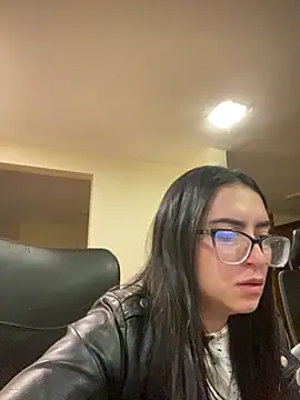 Kloe Novoa online show from 9, 4, 2026